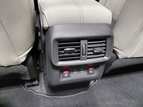 Used 2025 Nissan Murano Platinum image 42