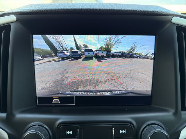 Used 2023 GMC Terrain SLT w/ Infotainment Package II FWD image 13