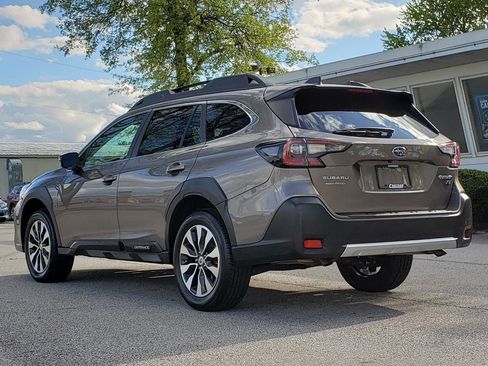 Used 2024 Subaru Outback Limited XT AWD/4WD image 3