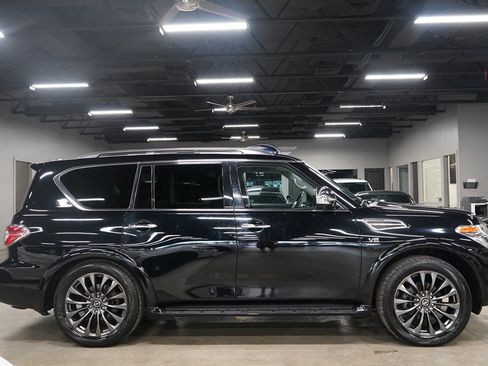 Used 2020 Nissan Armada Platinum RWD image 6