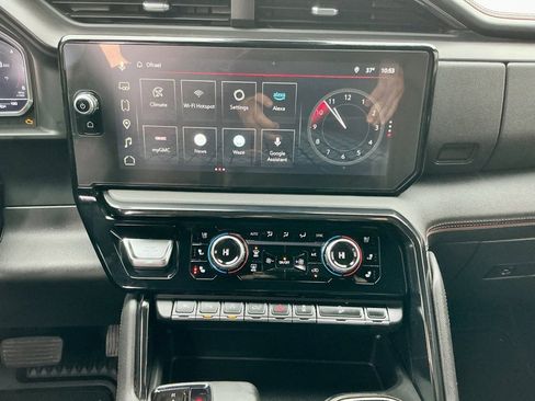 Used 2024 GMC Sierra 1500 AT4 w/ Technology Package image 37