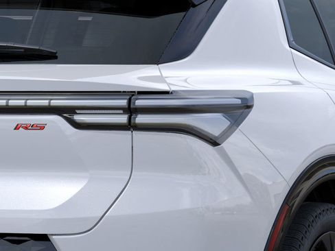 New 2026 Chevrolet Equinox EV RS image 35