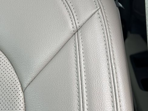 Certified 2022 Ford Expedition Limited image 16