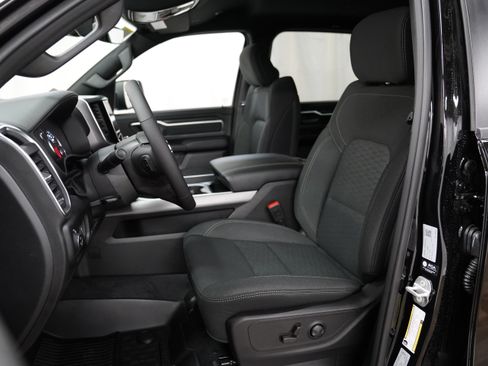 New 2026 RAM 1500 Big Horn AWD/4WD image 4