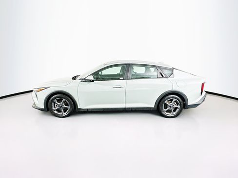 Used 2025 Kia K4 FWD image 4
