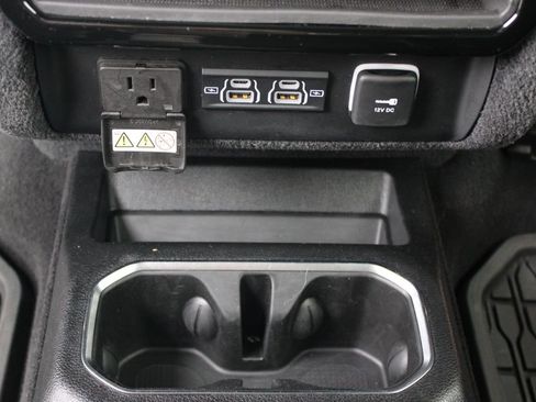 Used 2024 Jeep Wagoneer Series II image 27