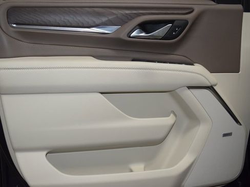 Used 2024 GMC Yukon XL Denali image 50