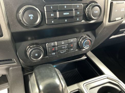 Used 2020 Ford F150 Raptor w/ Equipment Group 801A Mid AWD/4WD image 17