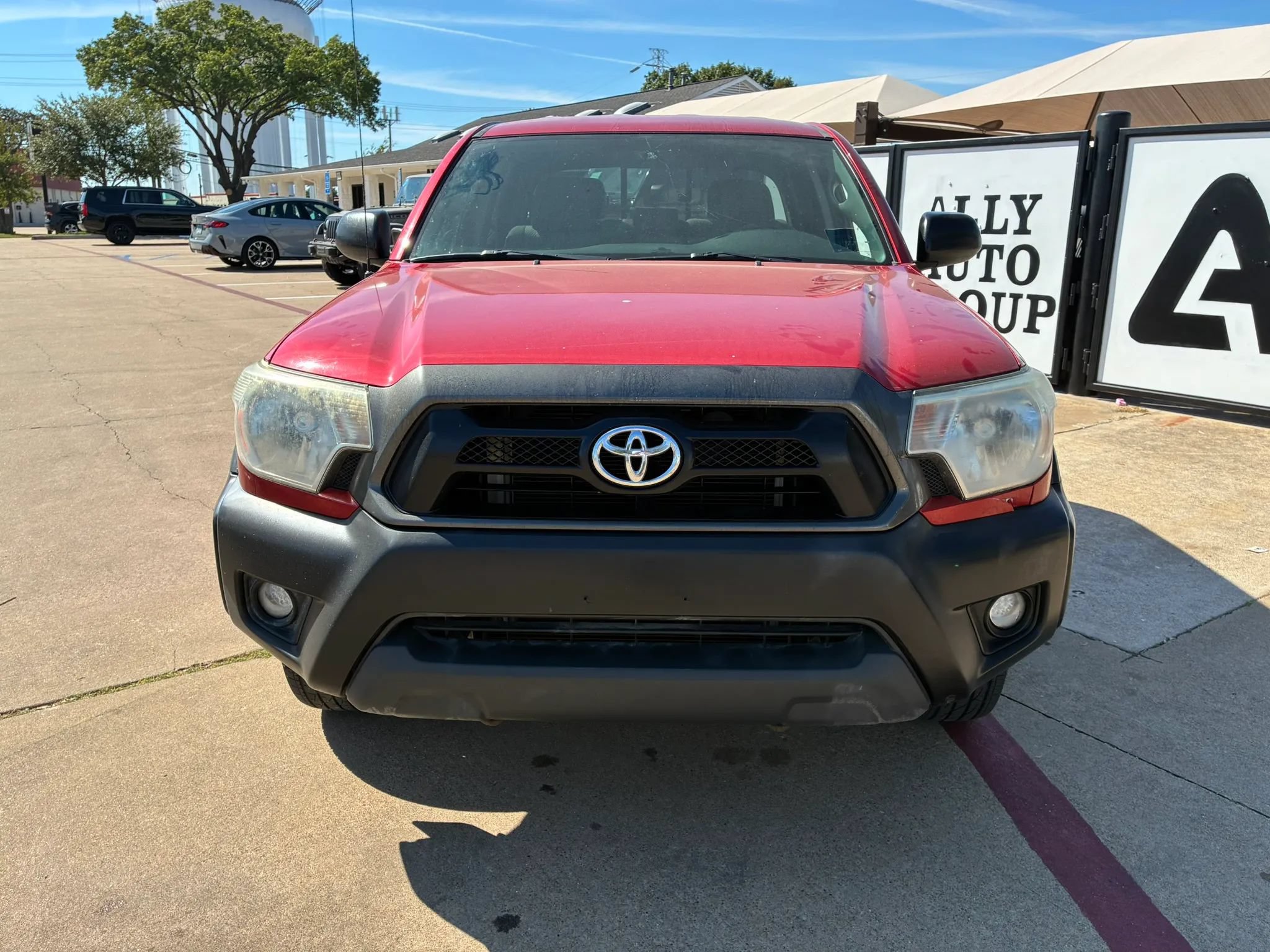 Used 2012 Toyota Tacoma 2WD Double Cab w/ Convenience Pkg image 2