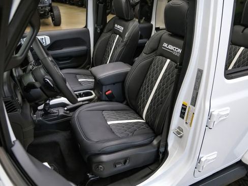 Used 2024 Jeep Wrangler Unlimited Rubicon 392 image 19