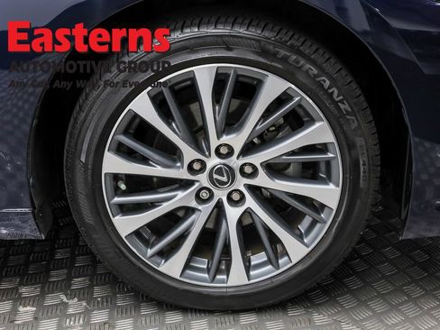 Used 2019 Lexus ES 350 w/ Premium Package image 28