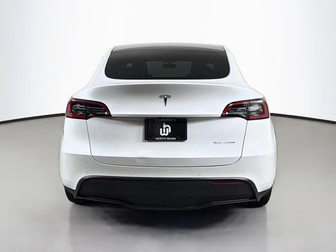 Used 2021 Tesla Model Y Long Range AWD/4WD image 6