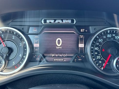 Used 2021 RAM 1500 Big Horn image 15