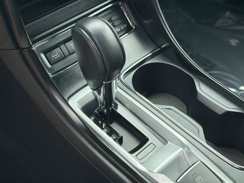 Certified 2022 Subaru Ascent Onyx Edition image 32