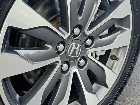 Used 2022 Honda Odyssey EX-L image 7