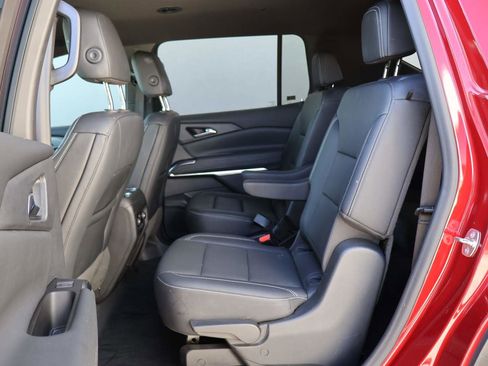 Used 2024 Chevrolet Traverse LT w/ LPO, Floor Liner Package image 10