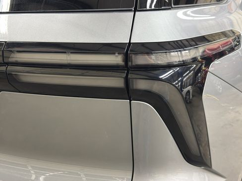 New 2026 Chevrolet Traverse RS AWD/4WD image 7