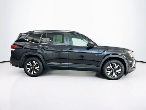 Used 2024 Volkswagen Atlas SE AWD/4WD image 10