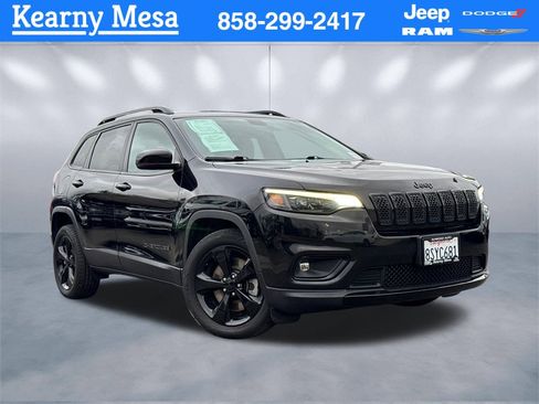 Used 2020 Jeep Cherokee Latitude Plus image 1