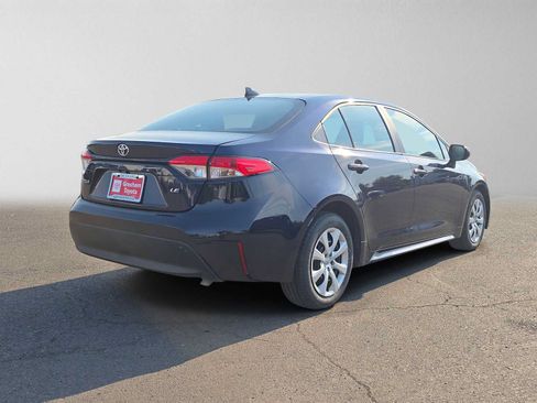 Used 2024 Toyota Corolla LE FWD image 3