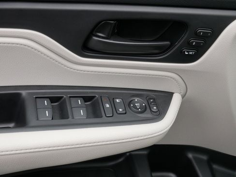 Certified 2026 Honda Odyssey EX-L image 19