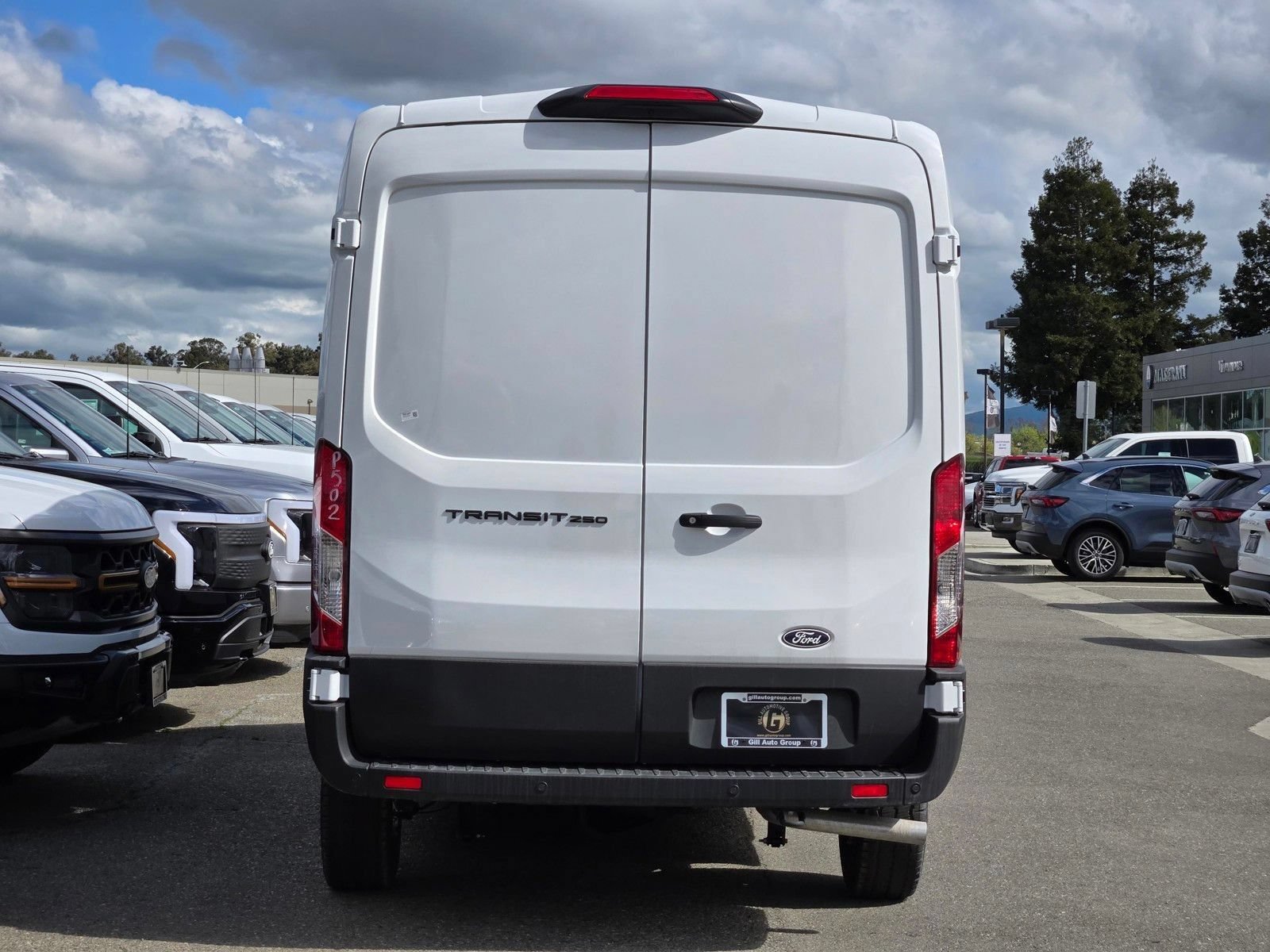 New 2026 Ford Transit 250 148 Medium Roof RWD image 5