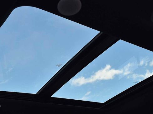 Used 2023 Ford F150 Lariat w/ Equipment Group 502A High image 15