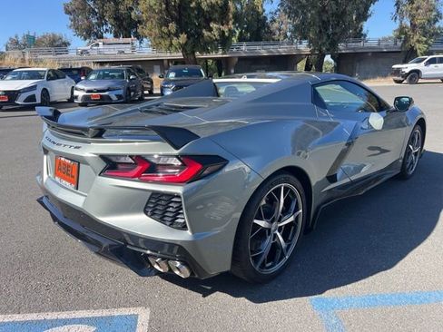 Used 2022 Chevrolet Corvette Stingray Premium Conv w/ Z51 Performance Package RWD image 7