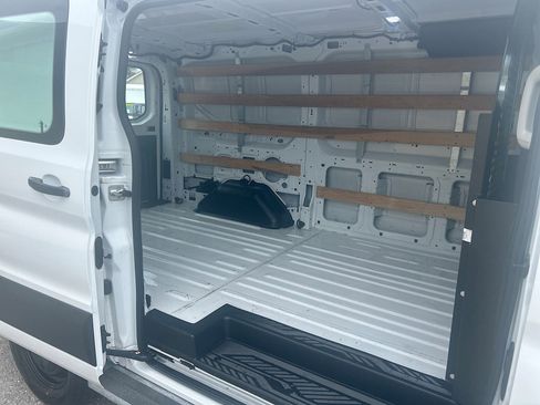 Used 2019 Ford Transit 250 130 Low Roof w/ Exterior Upgrade Package image 24