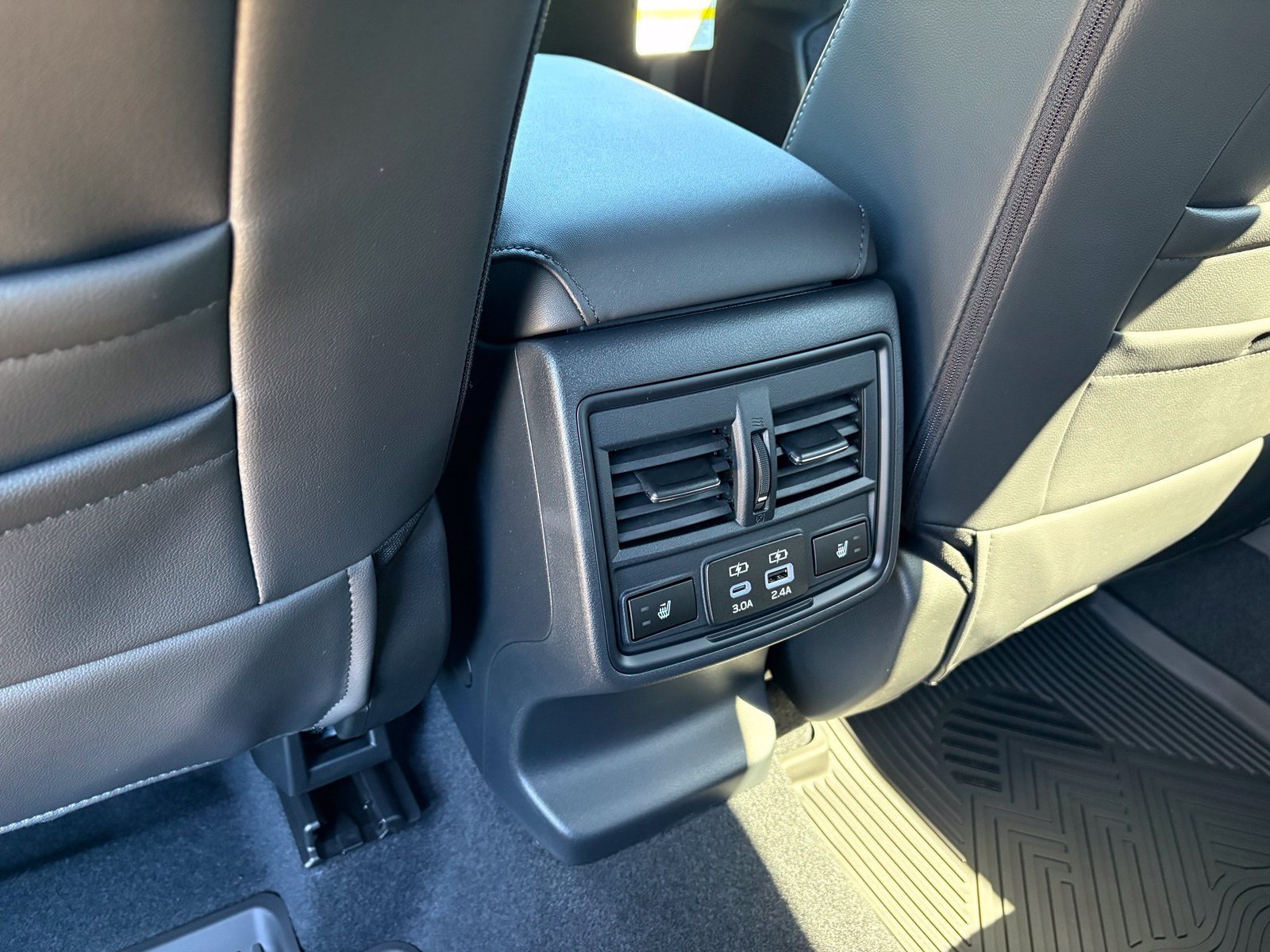 New 2026 Subaru Outback Touring XT AWD/4WD image 30