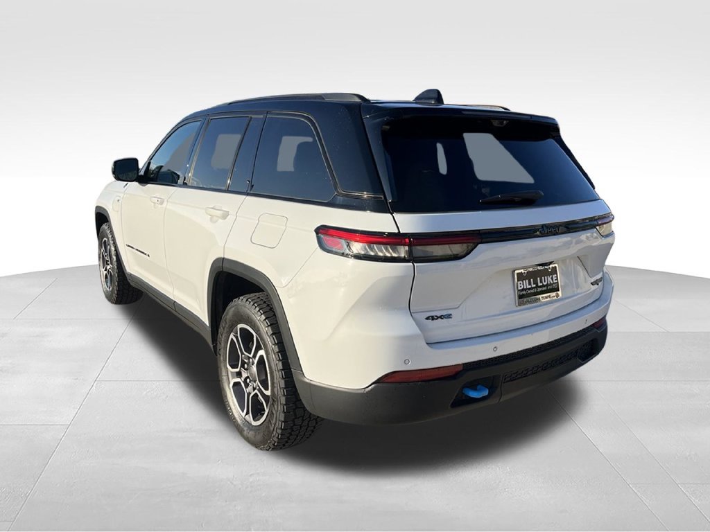 Used 2023 Jeep Grand Cherokee Trailhawk w/ Advanced Protech Group II AWD/4WD image 10