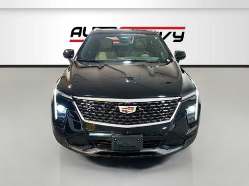 Used 2024 Cadillac XT4 Premium Luxury w/ Cold Weather Package image 2