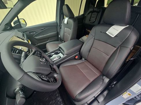 New 2026 Honda Ridgeline Black Edition image 15