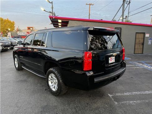 Used 2017 Chevrolet Suburban LS image 12