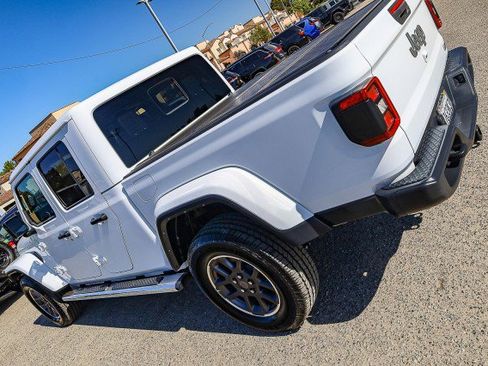 Used 2021 Jeep Gladiator Overland w/ Popular Equipment Package image 10