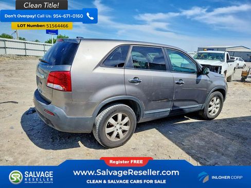 Used 2011 Kia Sorento 2WD image 4