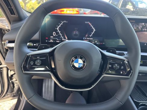 Certified 2025 BMW 530i xDrive image 27