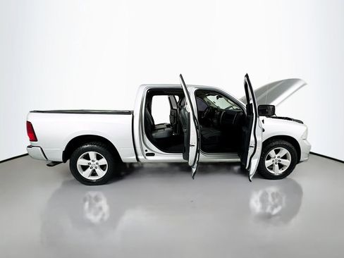 Used 2015 RAM 1500 Express image 22