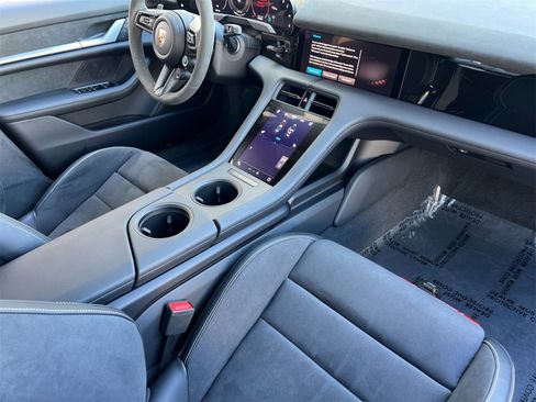 New 2025 Porsche Taycan Turbo GT image 16