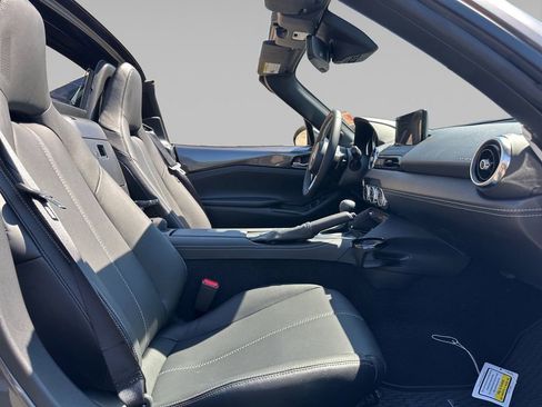 New 2025 MAZDA MX-5 Miata RF Grand Touring w/ Weather Package RWD image 19