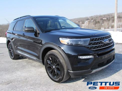 Used 2022 Ford Explorer XLT w/ Equipment Group 202A image 1