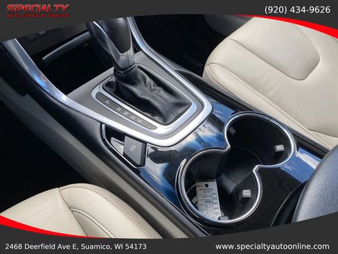 Used 2018 Ford Edge Titanium w/ Technology Package AWD/4WD image 31