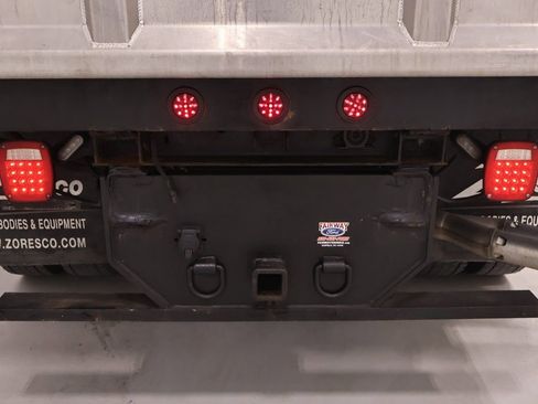 Certified 2017 Ford F550 4x4 Regular Cab Super Duty image 32