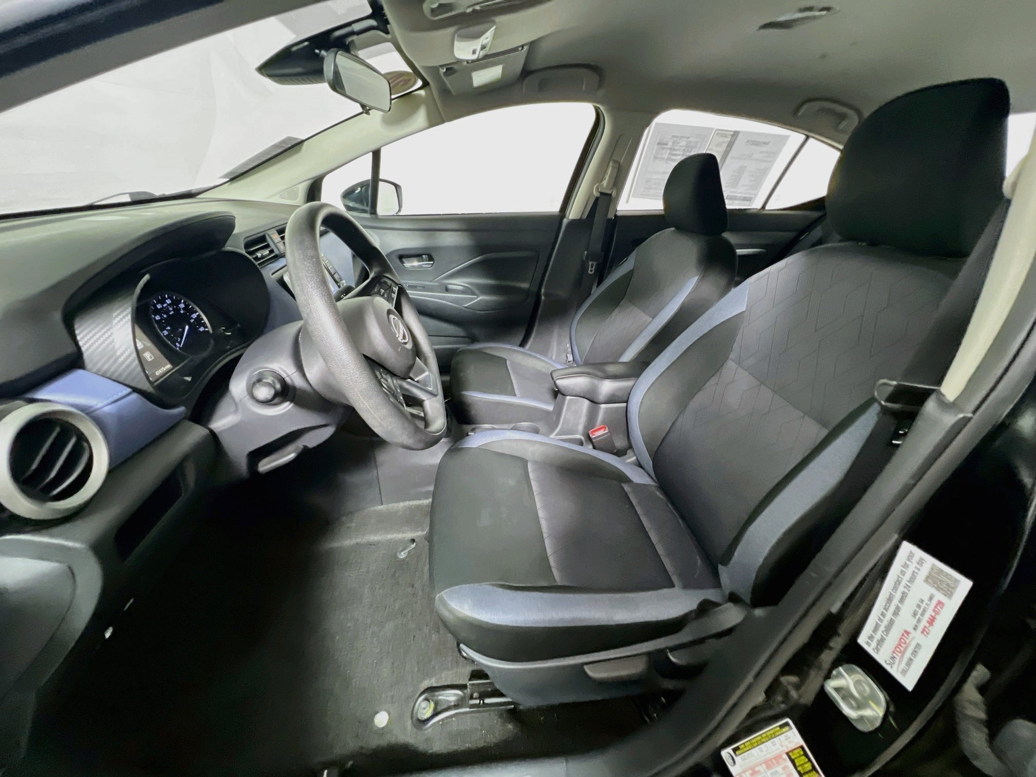 Used 2024 Nissan Versa SV FWD image 14