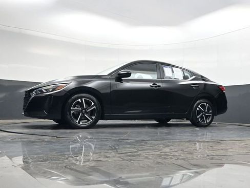 Used 2024 Nissan Sentra SV image 29