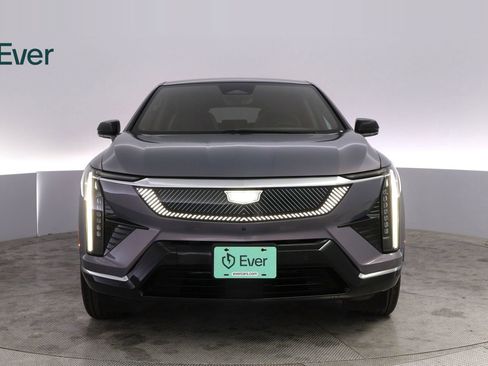 Used 2025 Cadillac Optiq Luxury 1 AWD/4WD image 12
