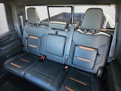 Used 2024 GMC Sierra 2500 AT4 w/ Technology Package image 17