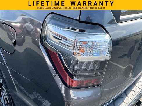 Used 2023 Toyota 4Runner Limited AWD/4WD image 33