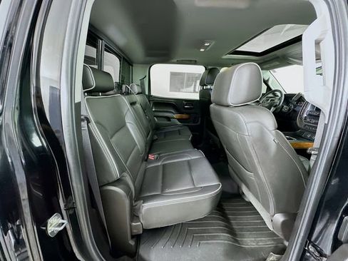 Used 2017 Chevrolet Silverado 2500 High Country w/ Duramax Plus Package image 34