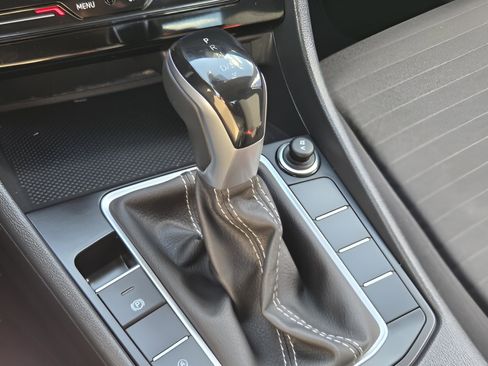 Used 2025 Volkswagen Jetta S FWD image 21